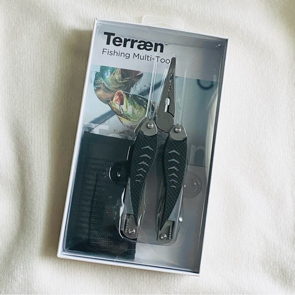 TERRAEN MULTI-USE FISHING UTILITY TOOL PLIERS LINE CUTTER HOOK REMOVER Black